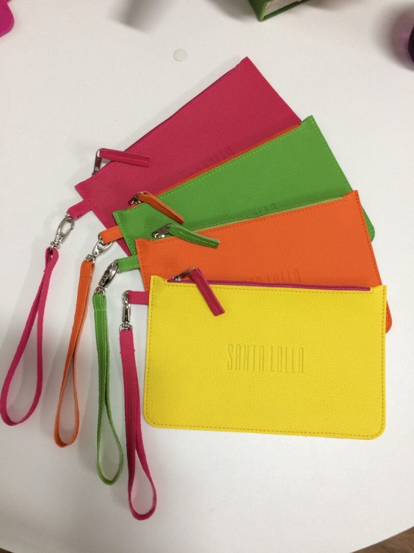 Imagem do produto Clutch personalizadas neon